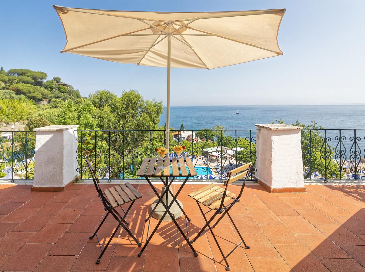 Oasi Castiglione Hotel 4*