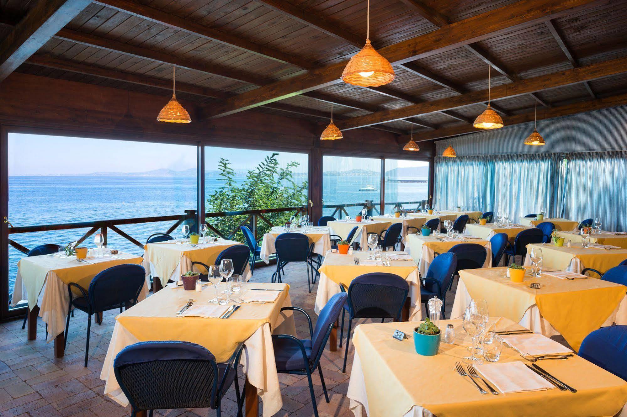 Oasi Castiglione 4*
